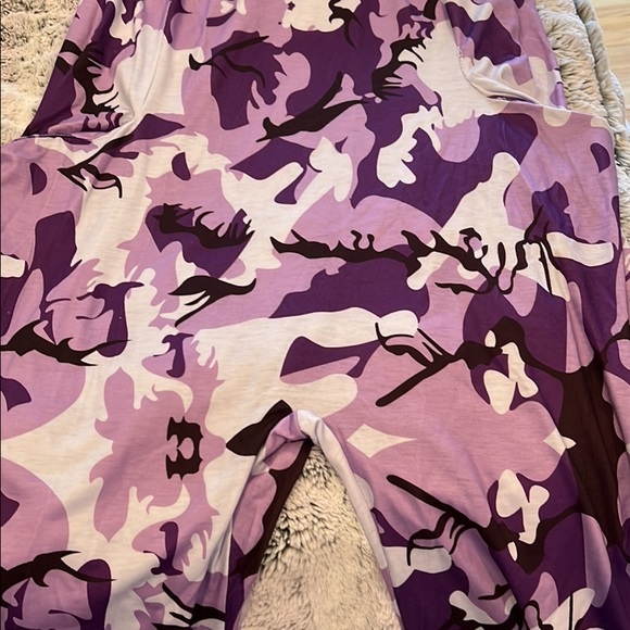 New 2XL Jumpsuit Sleeveless V Neck Razorback Purple - Picture 5 of 7